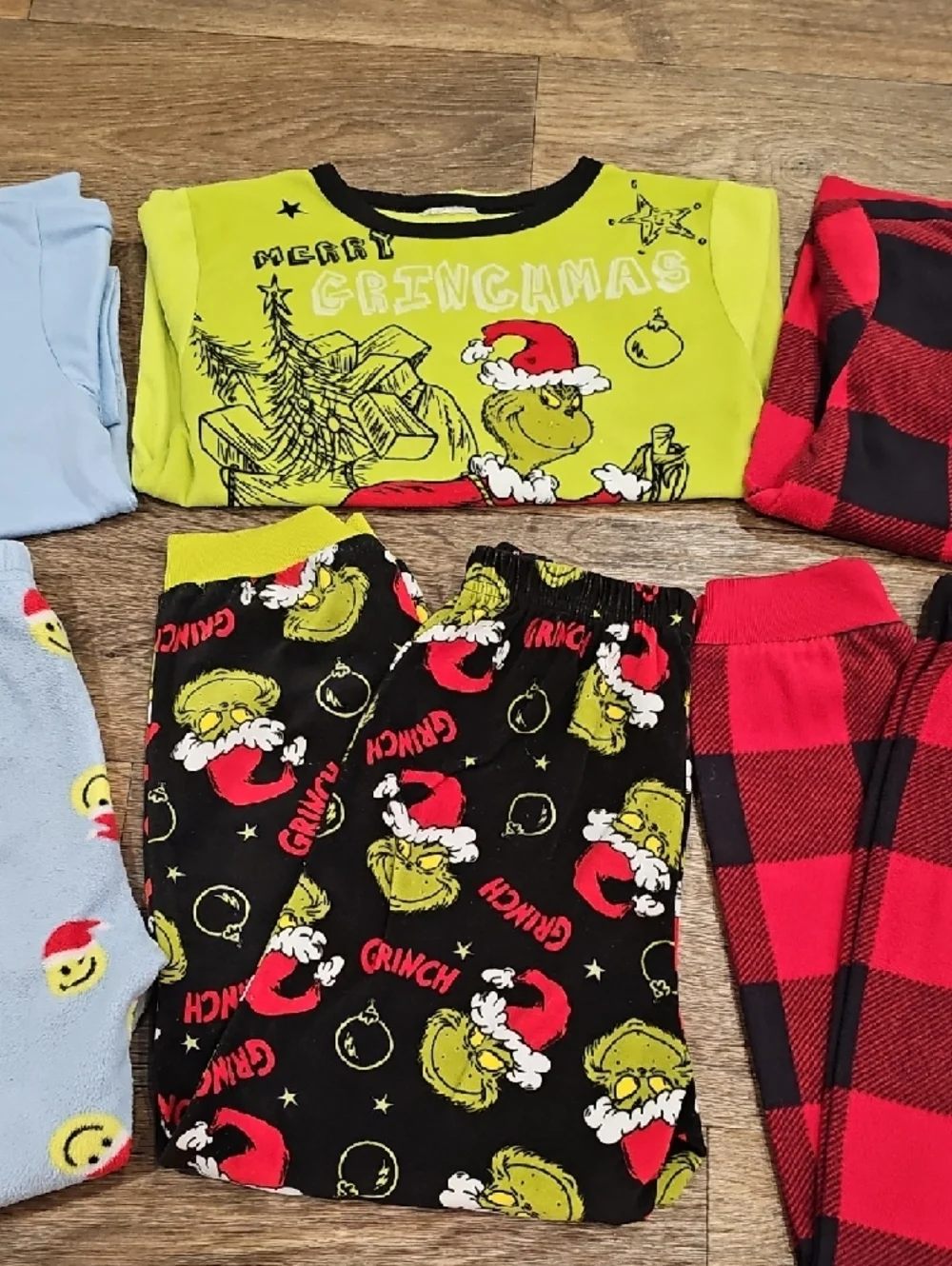 Kids Bundle Of Long Sleeve Pajamas Size M